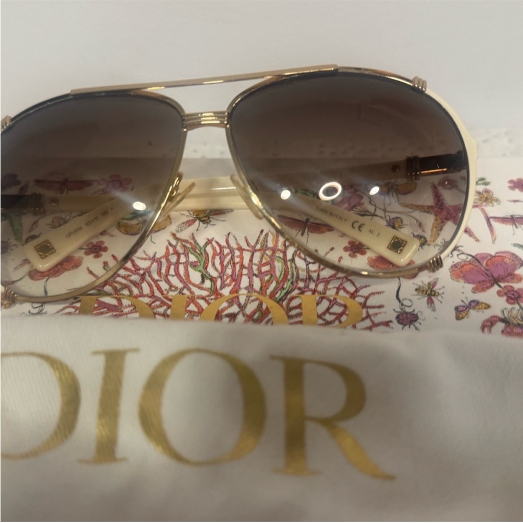 Dior Women's Sunglasses With Gold And Cream Frame And Brown Gradient Lenses